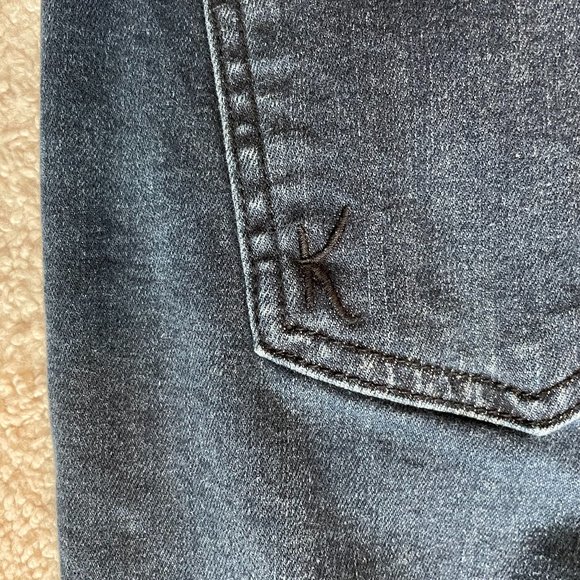 Kut from the Kloth Dark Wash Kurvy Fit Skinny Jean - Picture 8 of 10
